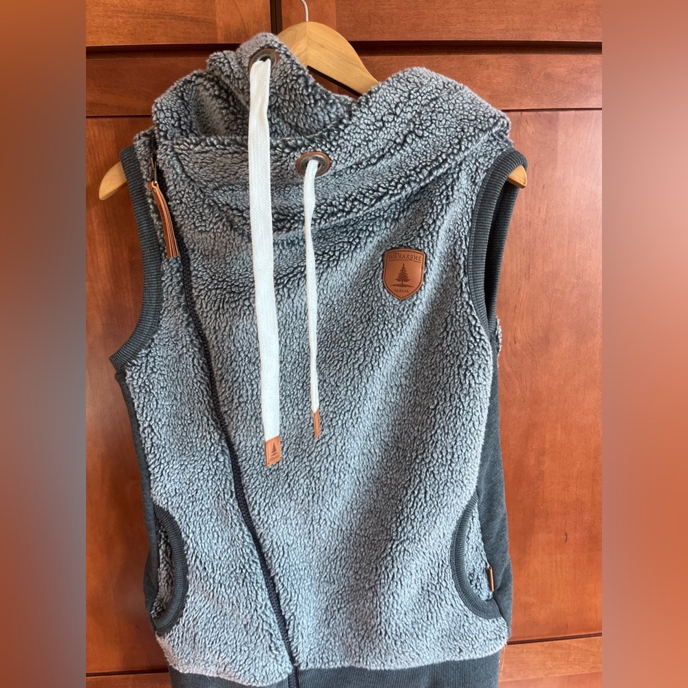 Wanakome Gray Sherpa Vest with Leather Accent